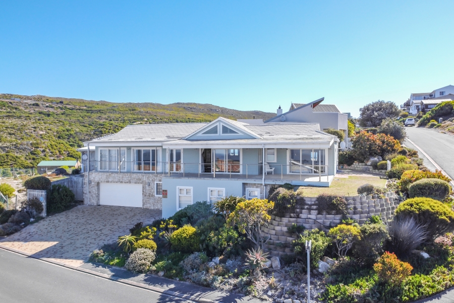 3 Bedroom Property for Sale in Glen Marine Western Cape